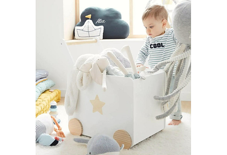 Детска кутия за играчки GINGER HOME с колелца и дръжка за бутане, дървена, бяла, 38х45х54 см