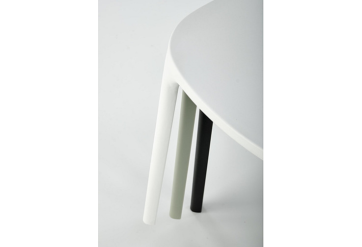 Пластмасов стол K490 черен / пластмасов